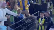 Detienen a aficionado que agredió a futbolista de Al Ittihad con un látigo