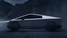 El vehículo eléctrico reporta errores en sus modelos 2024.