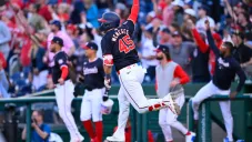 ¡Mexican power! Joey Meneses pega el hit ganador ante Astros de Houston en el 10mo inning