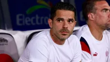 Fernando Gago en su primer clásico tapatío