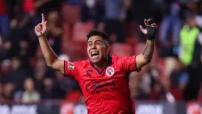 El futbolista de Xolos en festejo