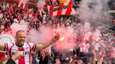 Los festejos en la tribuna del estadio