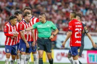 Fernando Hierro fue captado reclamando a los árbitros
