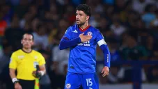 Rivero celebra el primer gol de Cruz Azul ante Pumas