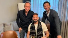 El atacante ya firmó contrato con el equipo angelino