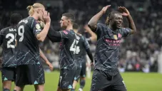 Manchester City vence al Tottenham y se acerca al título de la Premier League