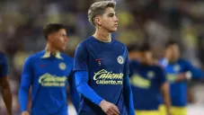 América informa que Kevin Álvarez será operado de una pubalgia y complica su salida del club