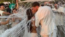 Santiago Giménez y Fer Serrano contrajeron matrimonio