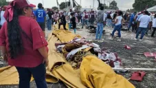 Aire derrumba lona en mitin de Morena en Edomex, dejando varias personas lesionadas