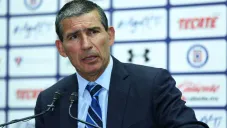 Eduardo de la Torre, exfutbolista mexicano, fue hospitalizado tras derrame cerebral