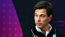 ‘Toto’ Wolff casi arruina la victoria de Russell en el GP de Austria: “La mayor estupidez de mi carrera”