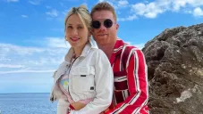 'Canelo' Álvarez celebró el cumpleaños de su esposa con romántico mensaje