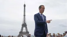 Peyton Manning demuestra siempre estar preparado, ahora como comentarista en París 2024