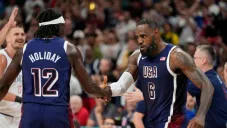 Estados Unidos derrota sin complicaciones a Serbia