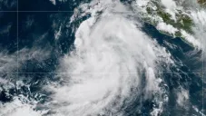 Carlotta se vuelve huracán categoría 1 ¿Afectará al país?