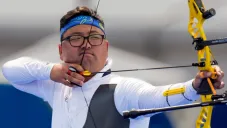 Kim Woojin venció a Brady Ellison por una diferencia mínima