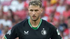 Santiago Giménez confirma que su futuro sigue siendo incierto: 'Estoy esperando a ver qué pasa'