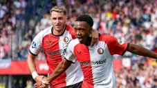 Festejo de los de Rotterdam en el partido