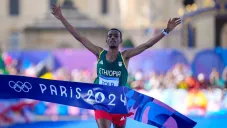 Tamirat Tola rompe supremacía keniana en el maratón masculino de los Juegos Olímpicos