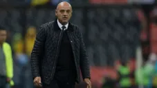 Chelis se ofreció para dirigir a las Chivas