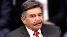 Jorge Ortiz de Pinedo denuncia que no lo dejaron viajar en avión con su tanque de oxígeno