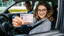 Licencia de conducir gratis y permanente: ¿Dónde tramitarla en septiembre?