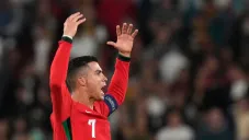 Cristiano Ronaldo anota en la victoria de Portugal