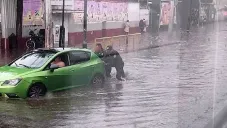 Se han registrado, la tarde de este jueves, fuertes inundaciones al sur de la Ciudad.