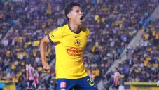 ¡Clásico azulcrema! América corta la mala racha al ganarle por la mínima a Chivas