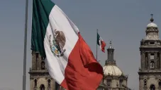 Artistas que se equivocaron en el Himno Nacional