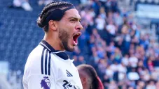 Raúl Jiménez acecha récord goleador de Chicharito en Premier League