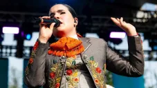 Camila Fernández lanza mensaje luego de equivocarse en el Himno Nacional ¿Qué dijo?