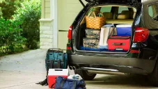 Te dejamos la lista de los artículos que no debes dejar en tu auto.