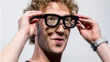 Zuckerberg predice el fin de los celulares