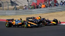 FIA rechaza "derecho de revisión" de McLaren