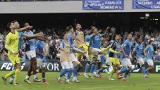 El líder de la Serie A, Napoli, consiguió gol tardío para vencer 1-0 al Lecce