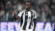 Juventus retoma la senda del triunfo con mucha ayuda de los postes en la Serie A