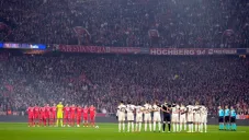 Bayern Munich está de luto: Muere aficionado tras colapso en el estadio