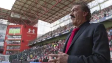 La Volpe salió a defender al Rebaño Sagrado