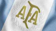¡Una chulada! Leo Messi presenta jersey edición especial de Argentina previo al partido ante Perú
