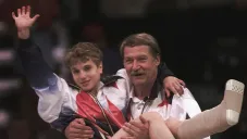 Fallece Bela Karolyi, entrenador de Comaneci y múltiples campeonas de gimnasia