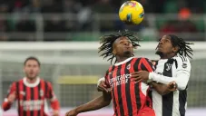 Milan y Juventus empatan sin goles y reparten puntos en el Clásico