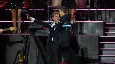 ¡SIUUU! Luis Miguel celebra como Cristiano Ronaldo en pleno concierto