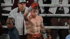 Canelo Álvarez abre la puerta a negociaciones con Turki Al-Sheikh