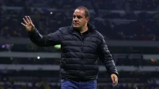 ¡Llevado! Cuauhtémoc Blanco celebra gol del América en la cara de David Faitelson