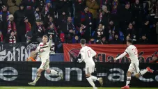 Manchester United viene de atrás y remonta de visita a Viktoria Plzeñ