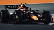 Checo Pérez y Red Bull seguirán ligados