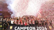 Estudiantes de La plata golea a Vélez y gana el trofeo Campeones 2024