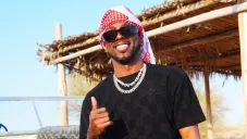 Julian Quiñones se pelea con aficionado que lo insultó en redes: &quot;Ahora tú puede ser mi esclavo&quot;