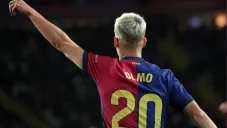 Olmo mira su futuro más lejos de Barcelona